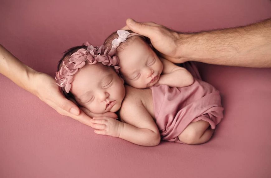 Photographe naissance bébé fille - Studio photo sur Lille